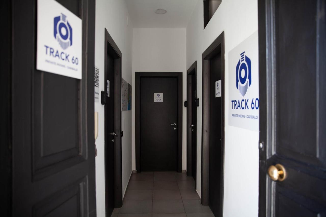 Track 60 - Private Rooms Garibaldi Napoli Eksteriør bilde